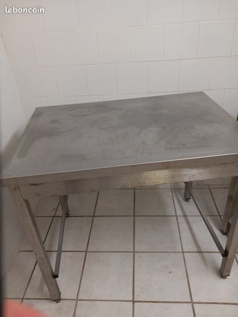 Table inox