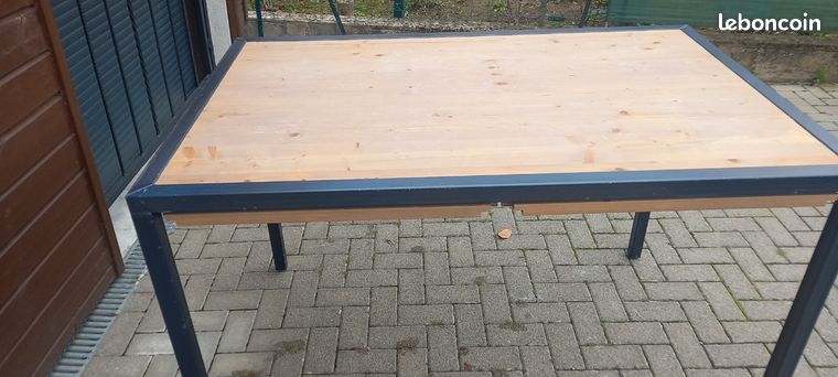 Table professionnelle