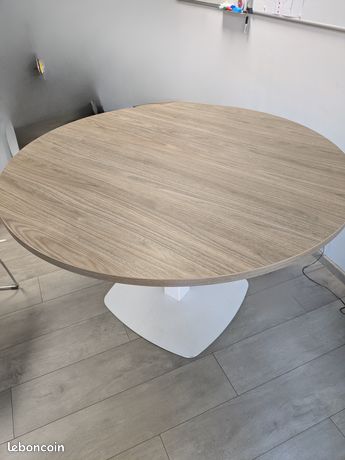 Table ronde de bureau