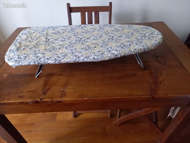 Table à repasser d'appoint