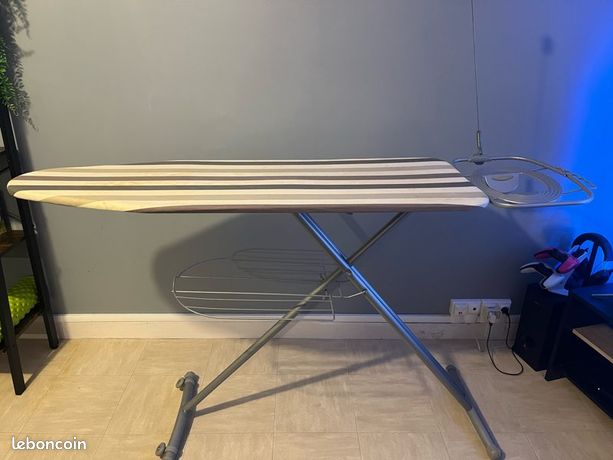 Table à repasser