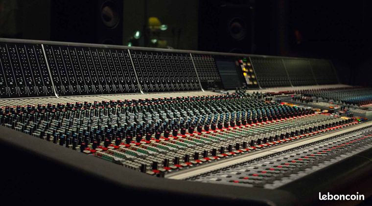 Table de mixage NEVE 88R