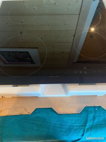 Table induction Electrolux KIB60420CK