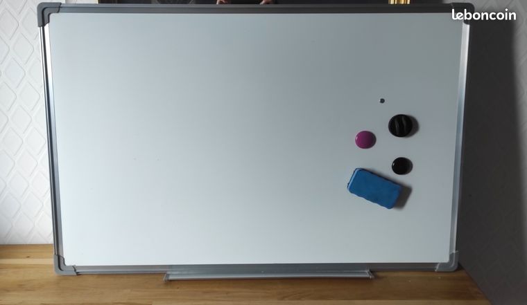 Tableau blanc magnétique