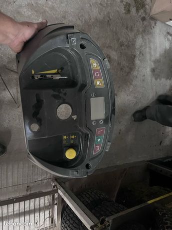 Tableau de bord tracteur tondeuse