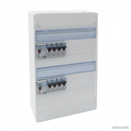 Tableau électrique 2 rangées 13 modules Equipé Interrupteurs différentiel et disjoncteurs Legrand