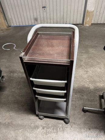 Tablette roulante coiffure