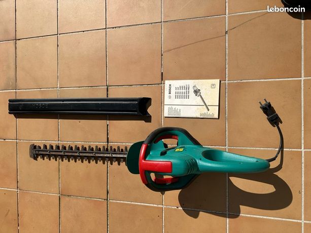 Taille haie bosch 550-24 ST électrique avec mode emplois