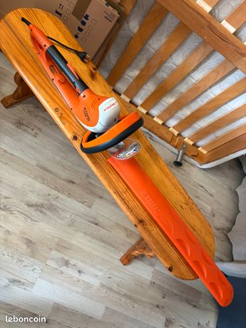 Taille haie STIHL