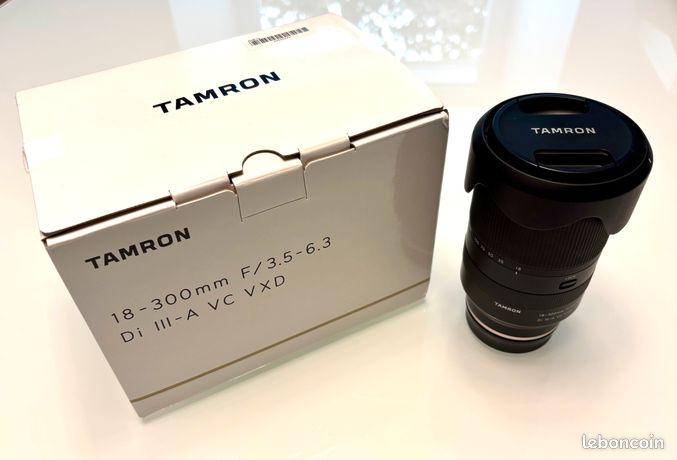 Tamron 18-300mm F/3.5-6.3 Di III-A VC VXD Sony E