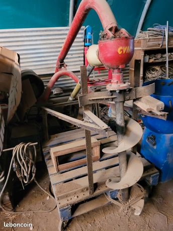 Tarière cvm sur prise de force 1200