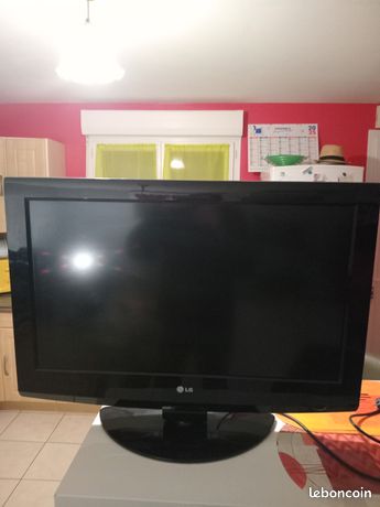 Télé 80cm avec ça télécommande