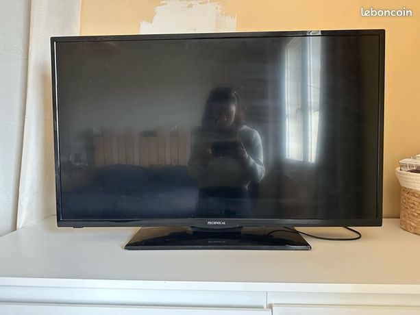 Télé écran plat TECHNICAL