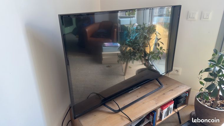 Télé Sony KD49X8005 4K UHD