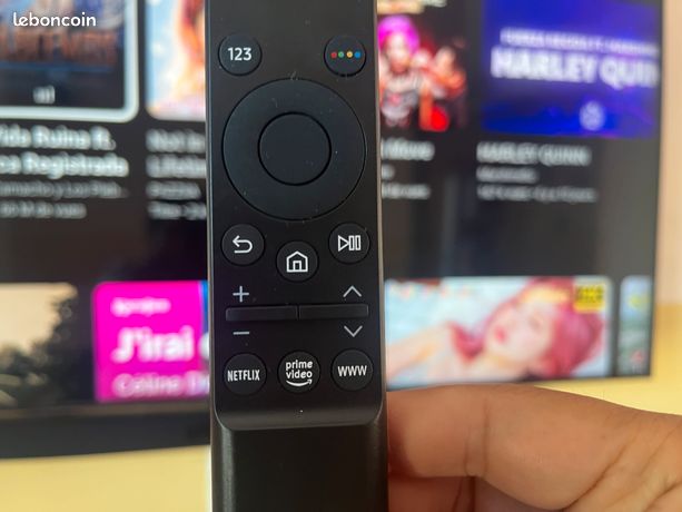 Télécommande compatible. AVEC LES TELEVISION Samsung avec système = SMART TV