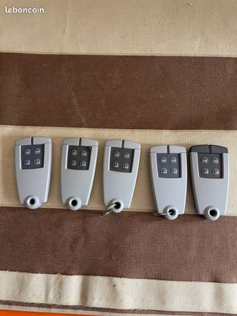 Telecommande TLX4 Tyxal Delta Dore alarme 4 touches