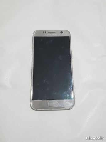 Téléphone portable Samsung S7 gris en