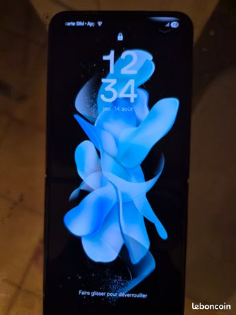 Téléphone Samsung galaxie z flip 4