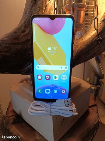 Téléphone Samsung Galaxy M13 64go 4go de ram