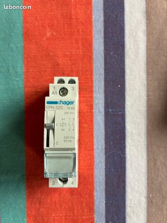 Telerupteur HAGER EPN 520
