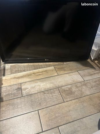 Téléviseur 109 cm lg