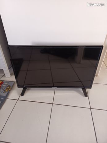 Téléviseur 80cm