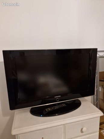 Téléviseur 82cm Samsung