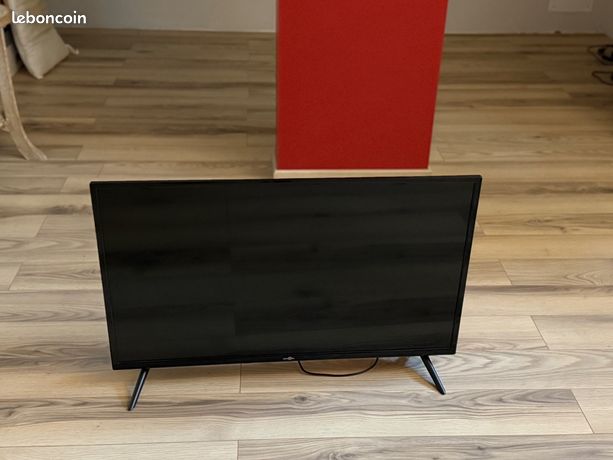 Téléviseur 32" 81 cm LED