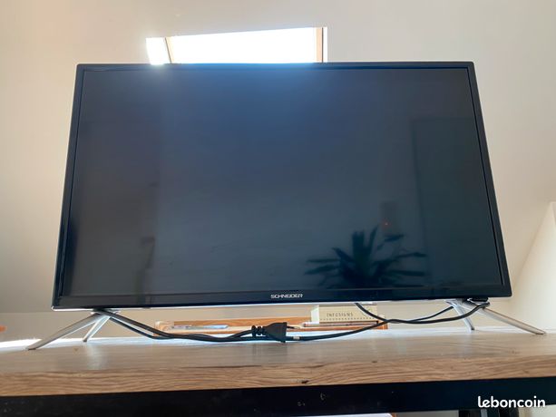 Téléviseur 32” pouces