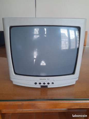 Télévision 230v et 12v