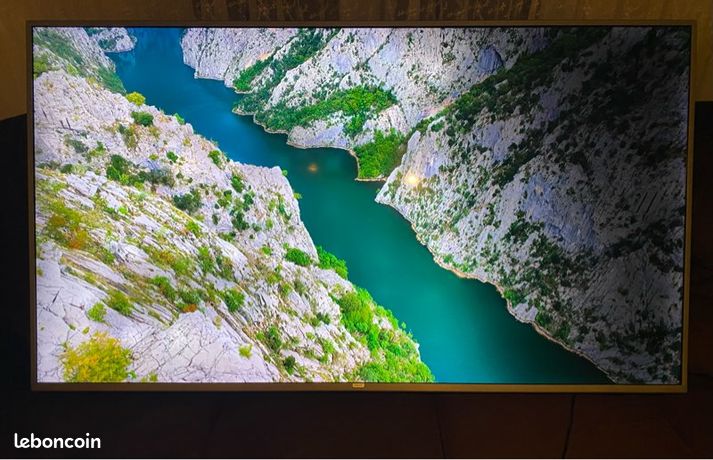 Télévision 4k philips 176cm