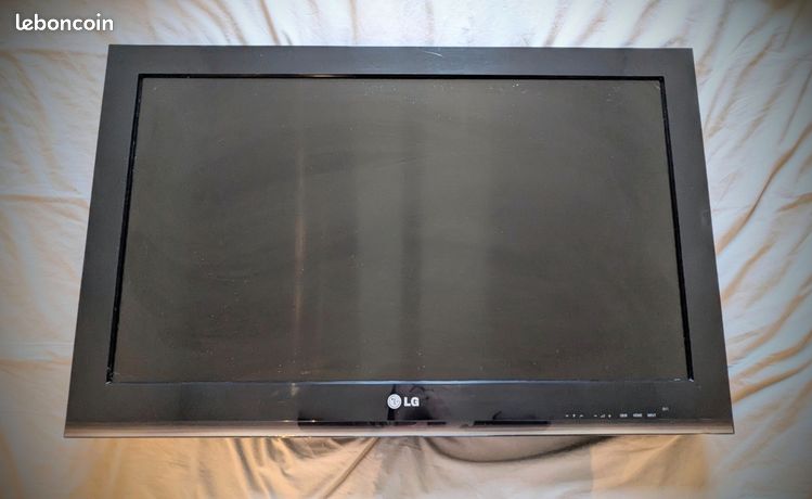 Télévision avec socle LG 32LK45032LK450MODEL MODEL