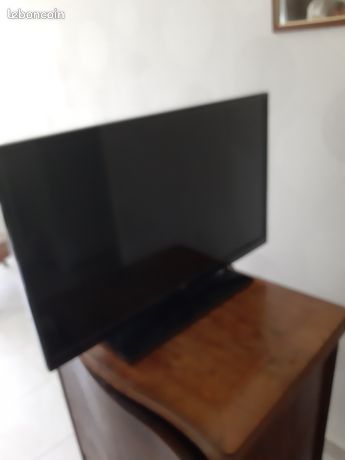 Télévision écran plat