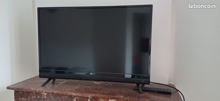 Télévision JTC 32" HD 1366x768