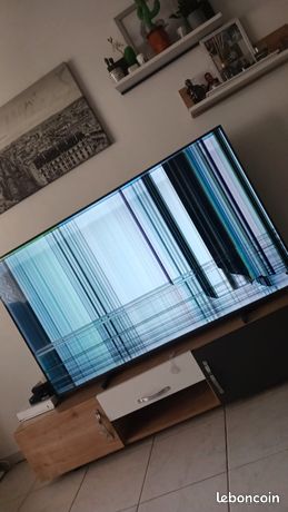 Television philips 165 cm