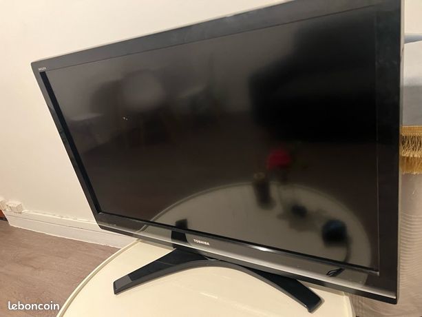Télévision Toshiba 100cm