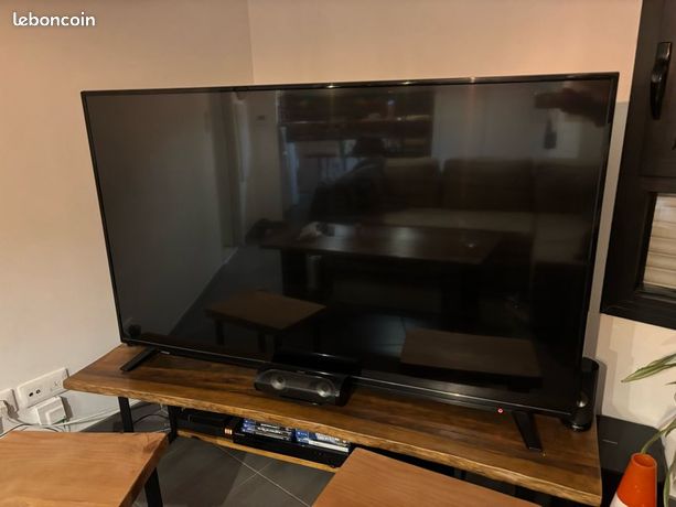 Télévision Toshiba 165cm
