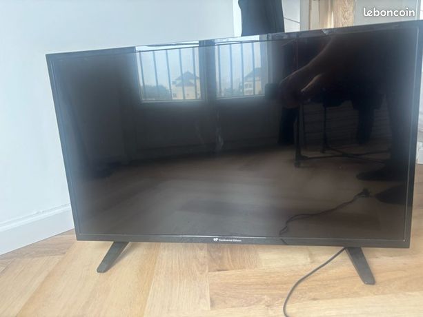 Télévision continental edison ~ 99cm