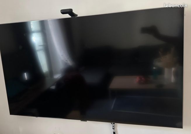 Télévision Samsung QLED 4K 55 pouces Smart TV QE55Q83AATXXC