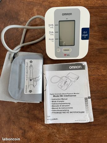 Tensiomètre numérique OMRON Basic 2