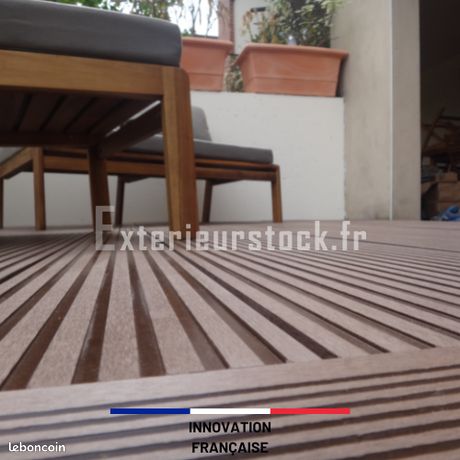 Terrasse Bois Composite sur Plot Gris Anthracite EC102 - Direct Usine Promo Exceptionnelle