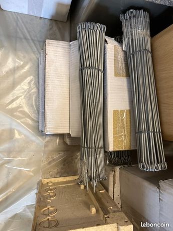 Tige filetée ou à illets plus chevilles a frappé de tout sorte