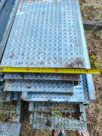 Tôle antidérapante perforés galvanisé