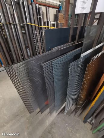 Toles acier et aluminium perforées