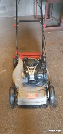 Tondeuse à gazon à reparer