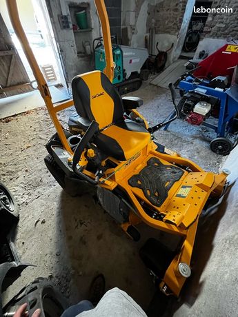 Tondeuse Club cadet XZ7 122cm