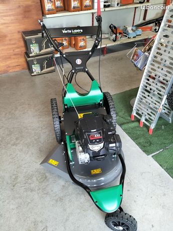 Tondeuse debroussailleuse vert loisir (honda kubota iseki stihl husqvarna )