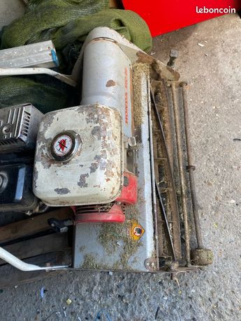 Tondeuse Honda HC 26