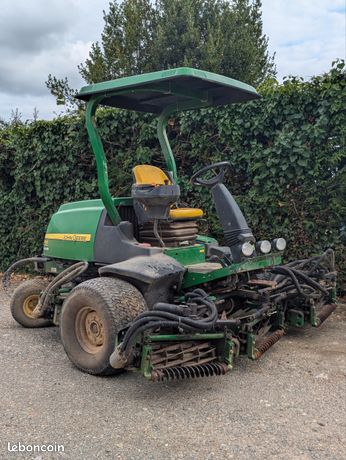 Tondeuse John Deere 8700