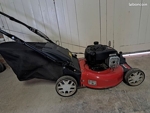 TONDEUSE "MTD" autotractée